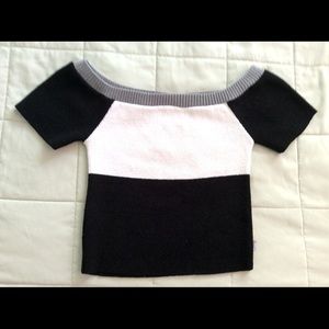 2 cute summer tops , gently worn